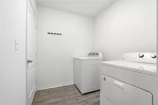 2001 Amber Sweet Cir, Dundee, FL 33838 - Photo 28