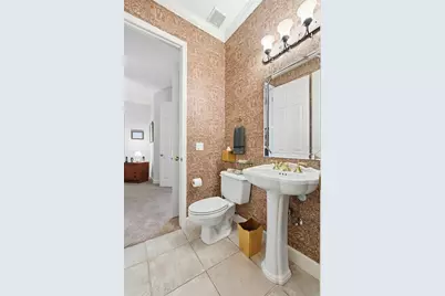 108 Lake Region Boulevard N, Winter Haven, FL 33881 - Photo 16