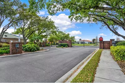 108 Lake Region Boulevard N, Winter Haven, FL 33881 - Photo 2