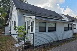 404 NW 7th St, Mulberry, FL 33860 - Photo 1