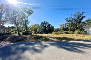 916 Nashville Rd, Lakeland, FL 33815 - Photo 2