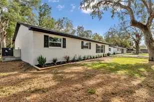 5322 Forestbrook Dr E, Lakeland, FL 33811 - Photo 4