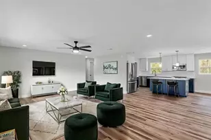 5322 Forestbrook Dr E, Lakeland, FL 33811 - Photo 6