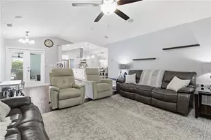 2535 Sleepy Hollow Ln, Lakeland, FL 33810 - Photo 10