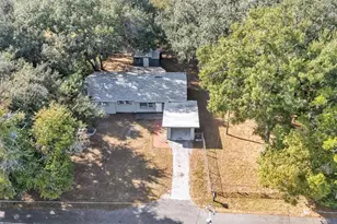 1015 Browning Rd, Lakeland, FL 33811 - Photo 2