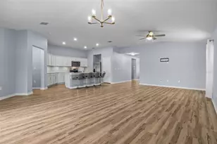 1591 Mattie Pointe Pl, Auburndale, FL 33823 - Photo 4