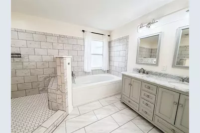 8215 Westmont Terrace Drive, Lakeland, FL 33810 - Photo 12
