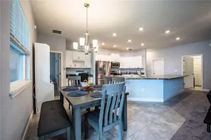 261 Walkers Point Dr, Auburndale, FL 33823 - Photo 14