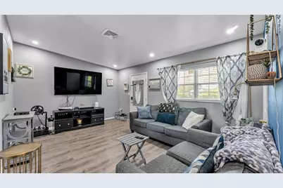 803 Casselberry Drive, Lake Wales, FL 33853 - Photo 14