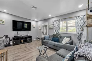 803 Casselberry Dr, Lake Wales, FL 33853 - Photo 14