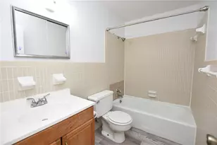 619 Robin Rd, Lakeland, FL 33803 - Photo 14