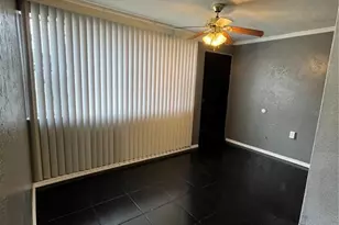 918 W 11th St, Lakeland, FL 33805 - Photo 2