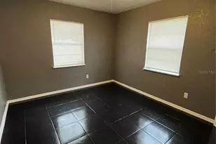 918 W 11th St, Lakeland, FL 33805 - Photo 8