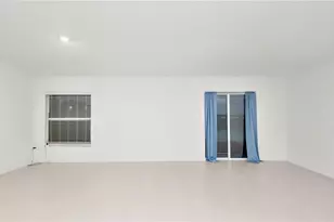 744 Osprey Roost Dr, Lakeland, FL 33801 - Photo 16