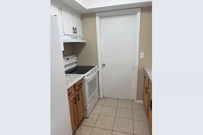 1210 Watersedge Drive, Lakeland, FL 33801 - Photo 4