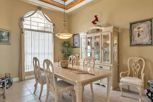 2767 Huntington Hills Dr, Lakeland, FL 33810 - Photo 10