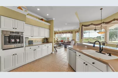 2767 Huntington Hills Drive, Lakeland, FL 33810 - Photo 18