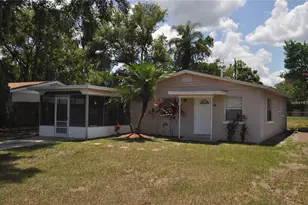 5940 Hilltop Ln E, Lakeland, FL 33809 - Photo 1
