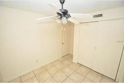 5940 Hilltop Lane E, Lakeland, FL 33809 - Photo 6