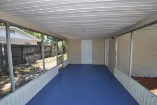 5940 Hilltop Ln E, Lakeland, FL 33809 - Photo 10