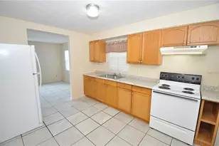 5940 Hilltop Ln E, Lakeland, FL 33809 - Photo 2