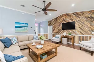 109 Rebecca Dr NE, Winter Haven, FL 33881 - Photo 2