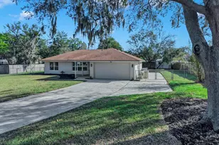 2954 Jennifer Dr, Lakeland, FL 33810 - Photo 4