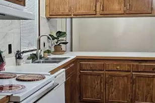 3636 Lazy Lake Dr S, Lakeland, FL 33801 - Photo 12