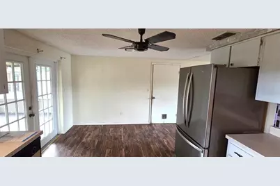 5624 McCoy Court, Zephyrhills, FL 33542 - Photo 12