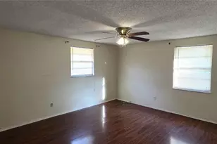 5624 McCoy Ct, Zephyrhills, FL 33542 - Photo 14