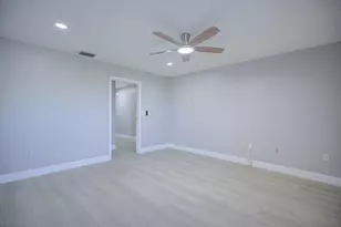 26098 Copiapo Cir, Punta Gorda, FL 33983 - Photo 18