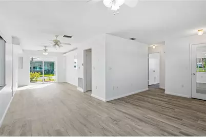 719 Fonda Court, Lakeland, FL 33803 - Photo 2