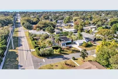 2022 Lake Miriam Drive, Lakeland, FL 33813 - Photo 4