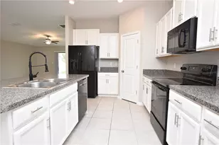 5643 Keaton Springs Dr, Lakeland, FL 33811 - Photo 4