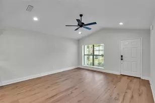 5429 Simmons Rd, Lakeland, FL 33811 - Photo 2