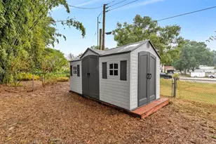 1945 Suzanne Ln, Lakeland, FL 33813 - Photo 24