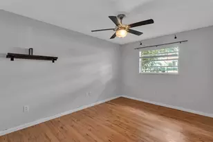 1945 Suzanne Ln, Lakeland, FL 33813 - Photo 14