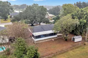 1945 Suzanne Ln, Lakeland, FL 33813 - Photo 26