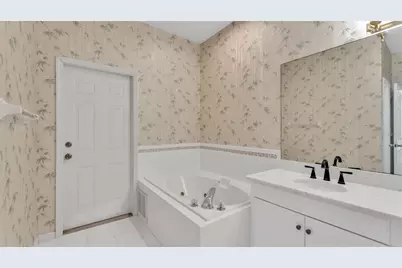 5480 Summerland Hills Drive, Lakeland, FL 33812 - Photo 32