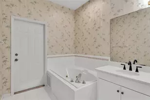 5480 Summerland Hills Dr, Lakeland, FL 33812 - Photo 32