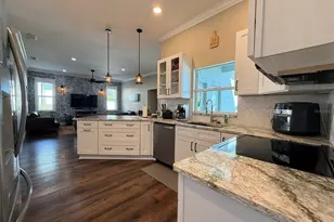 2331 Chesterfield Cir, Lakeland, FL 33813 - Photo 6