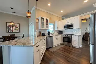 2331 Chesterfield Cir, Lakeland, FL 33813 - Photo 4