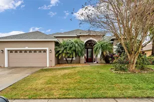 227 Viola Dr, Auburndale, FL 33823 - Photo 1