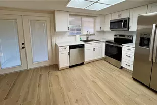 1455 Ridge Lake Ct, Lakeland, FL 33801 - Photo 6