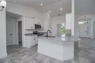 1230 Hickory Nut Dr, Lake Wales, FL 33898 - Photo 12