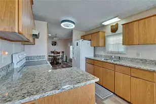 4910 Lochness Dr, Lakeland, FL 33810 - Photo 8