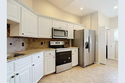 457 Enclave Place #457, Lakeland, FL 33803 - Photo 8