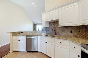 457 Enclave Pl, Lakeland, FL 33803 - Photo 10