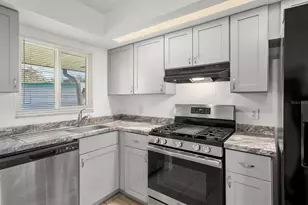 831 Orchid Springs Dr, Winter Haven, FL 33884 - Photo 2