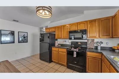 702 Lemon Avenue, Dundee, FL 33838 - Photo 20